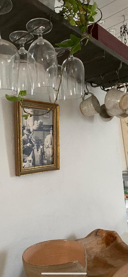 Ruth & Iris Farmhouse เนเฮอ ภายนอก รูปภาพ