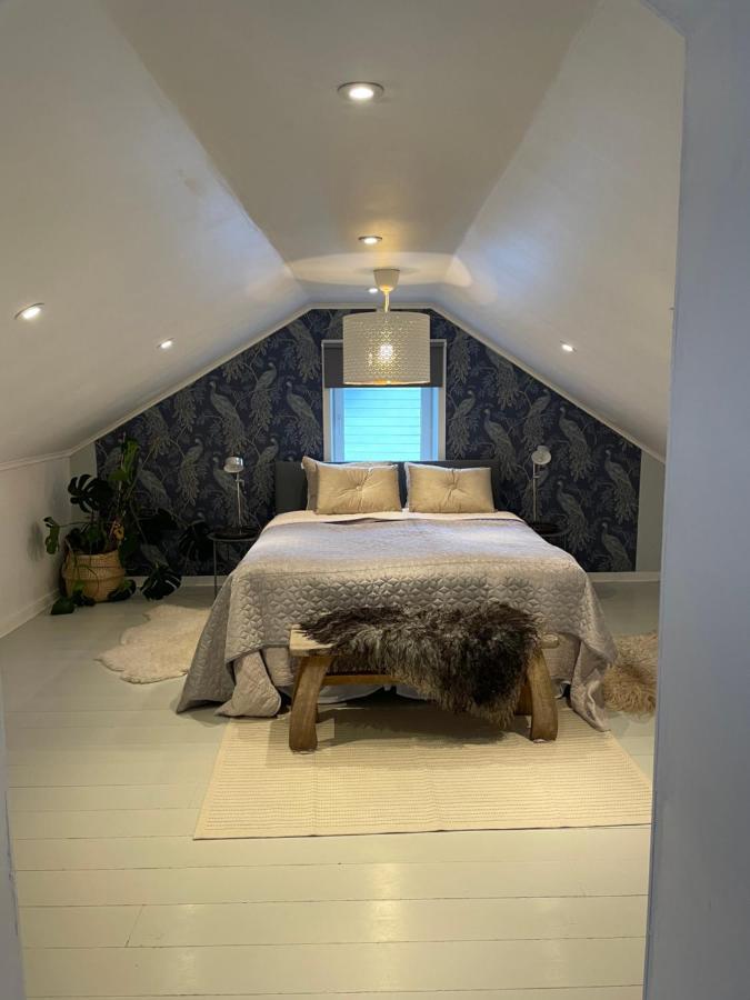 Ruth & Iris Farmhouse เนเฮอ ภายนอก รูปภาพ